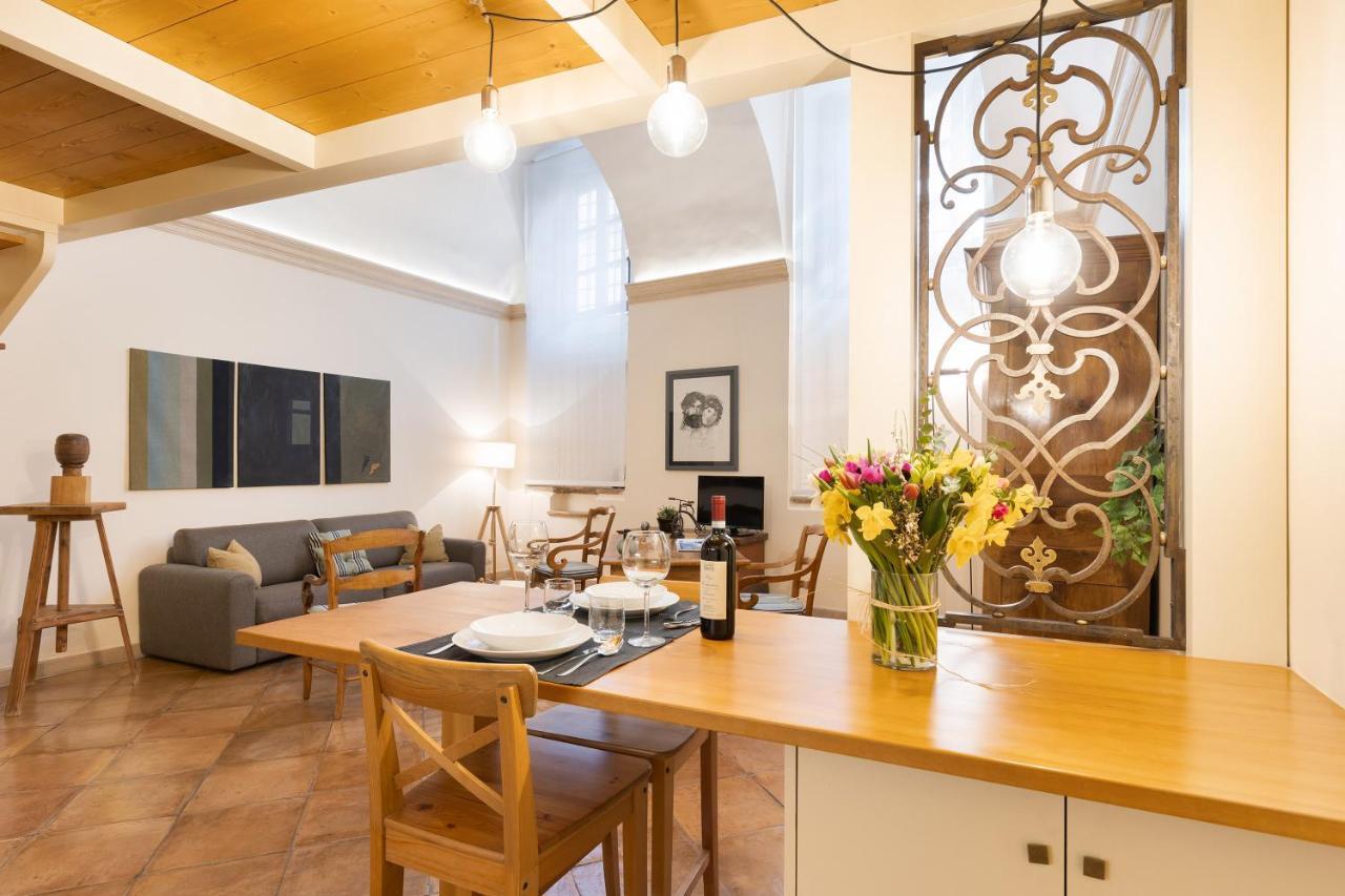 Rome As You Feel - Charming Loft Campitelli In Navona Екстер'єр фото
