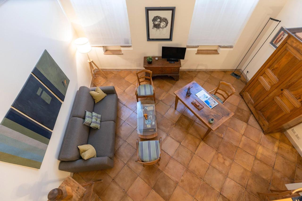 Rome As You Feel - Charming Loft Campitelli In Navona Екстер'єр фото